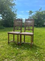 2 chaises anciennes très travaillées, Antiek en Kunst, Antiek | Meubels | Stoelen en Sofa's, Ophalen of Verzenden