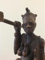 Houten beeldje H-37 cm, Enlèvement