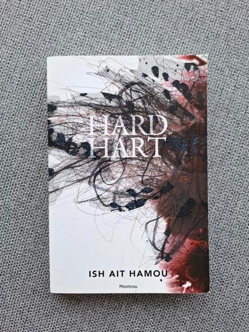 Boek Hard hart - Ish Ait Hamou, Boeken, Literatuur, Gelezen, Ophalen of Verzenden