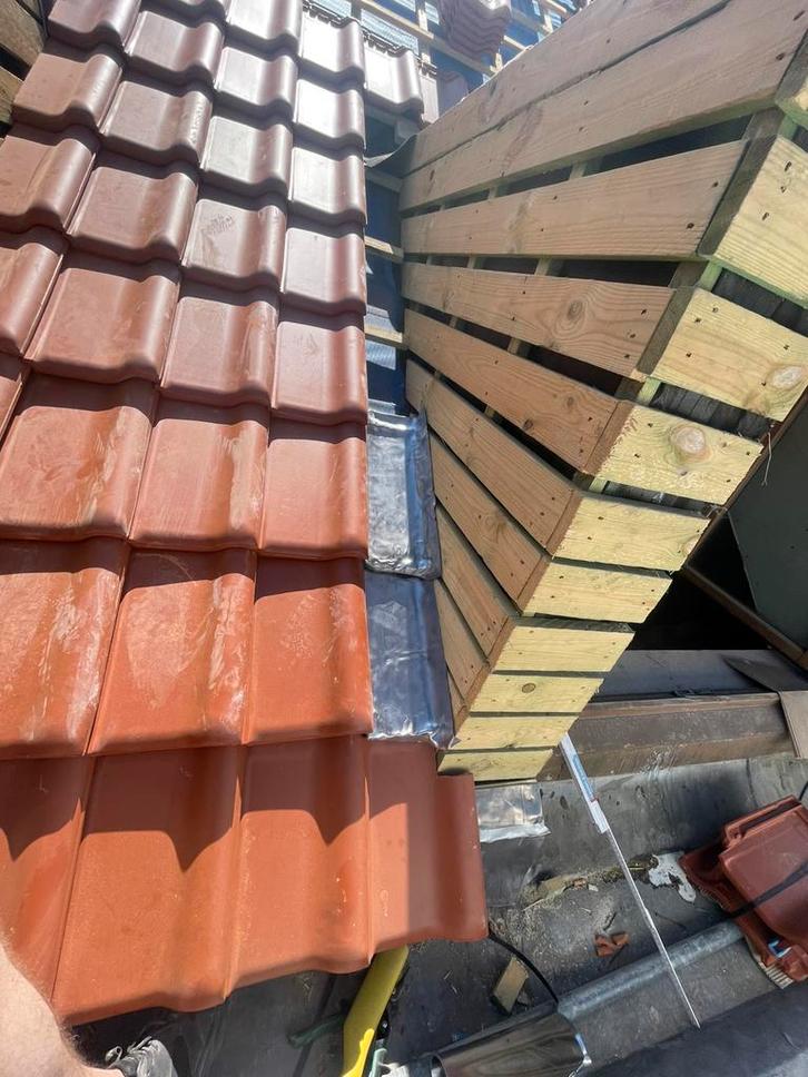 Plate-forme toiture bardage zingue gouttière corniche etc, Bricolage & Construction, Tuiles & Revêtements de toit, Comme neuf