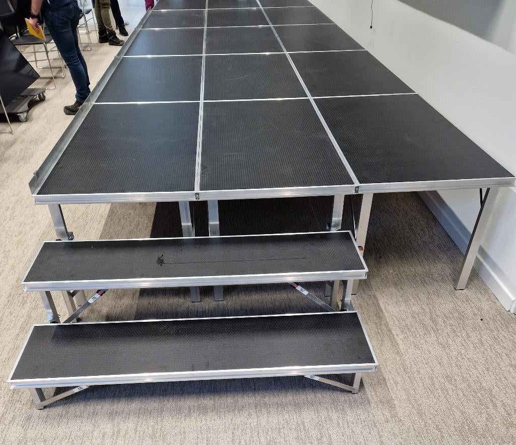 Lichtgewicht podiumelement 70 x 140 cm - 15 kg, Muziek en Instrumenten, Licht en Laser, Kleur, Verzenden