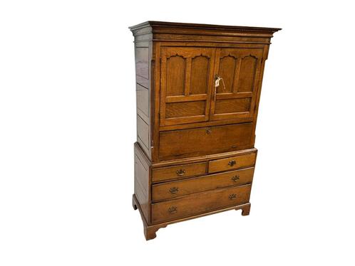 Antieke Engelse Eikenhouten Kast, Antiek en Kunst, Antiek | Meubels | Kasten, Ophalen