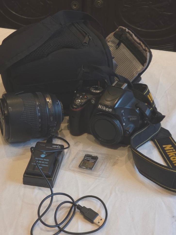 Nouveau prix - Nikon D5100 + objectif et accessoires, Audio, Tv en Foto, Fotocamera's Digitaal, Gebruikt, Spiegelreflex, Nikon