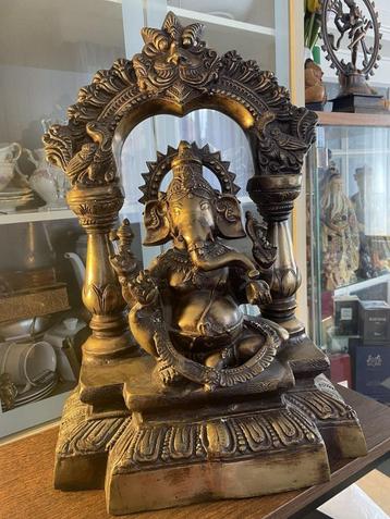 200 jaar oude Lord Ganesha bronzen gesneden 50x32x22cm-16 kg beschikbaar voor biedingen