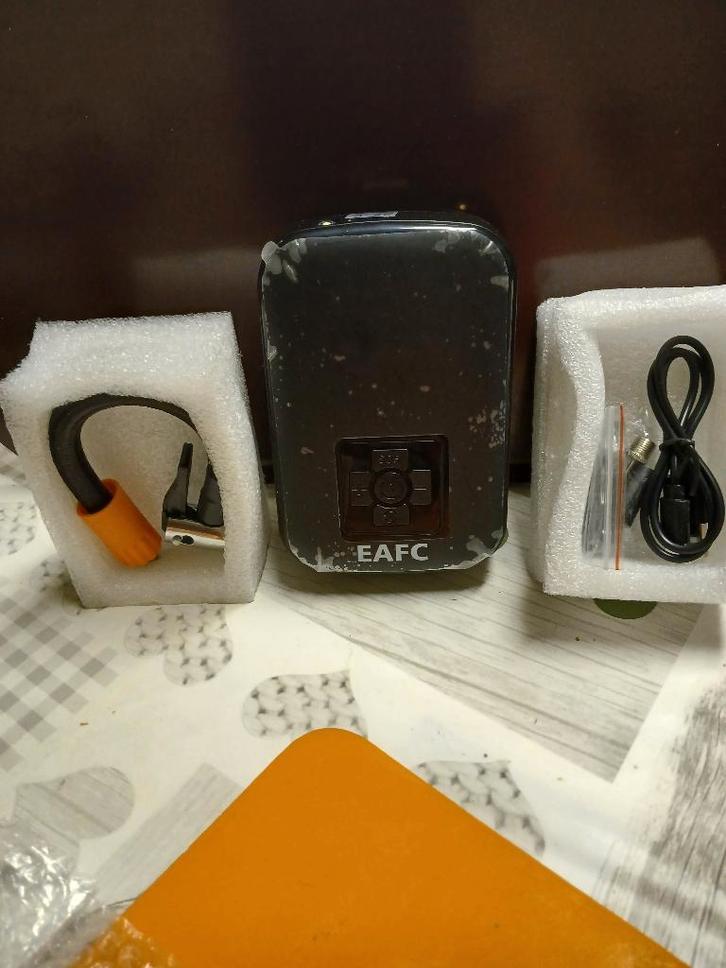 Mini compressor draadloos digitaal, Autos : Pièces & Accessoires, Batteries & Accessoires, Mini, Neuf, Enlèvement