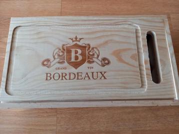 HOUTEN BORDEAUX WIJNKISTJE  beschikbaar voor biedingen