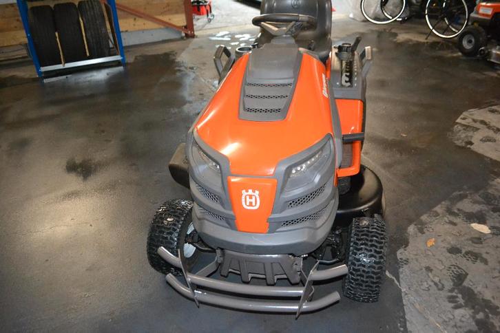 Husqvarna TS 342 Zijlosser / Mulcher, Jardin & Terrasse, Tondeuses autoportées, Comme neuf, 90 à 120 cm, Démarrage électrique