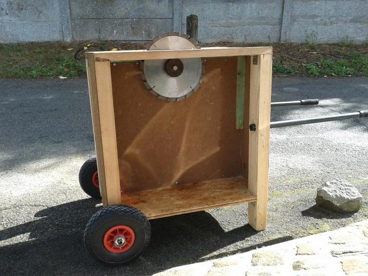 tafelcirkelzaag zaagtafel op benzine 7.5 pk, Tuin en Terras, Hand-tuingereedschap, Ophalen