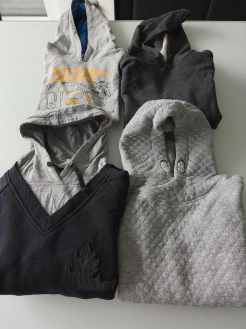 Lot 4 hoodies - mooie staat - 8-9 jaar, Kinderen en Baby's, Kinderkleding | Kinder-kledingpakketten, Zo goed als nieuw, Maat 128