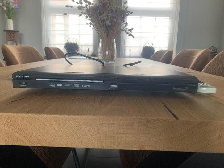Te koop: Salora DVD-/Mediaspeler zonder HDMI-kabel, Audio, Tv en Foto, DVD spelers, Zo goed als nieuw, Ophalen of Verzenden