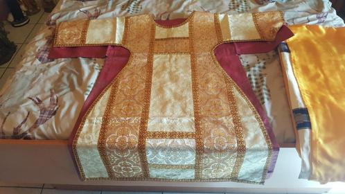 Chasuble Casula , Kazuifel, Dalmatique, Antiek en Kunst, Antiek | Religieuze voorwerpen, Ophalen of Verzenden