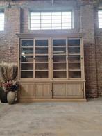 Eiken buffetkast/vitrinekast GRATIS LEVERING, Huis en Inrichting, Kasten | Buffetkasten, Ophalen, Met deur(en), Flamant, 200 cm of meer