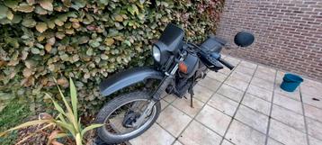 Yamaha xt 550 de 1984 dernier prix  beschikbaar voor biedingen