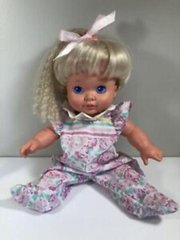 EIGHTIES VINTAGE POP HASBRO BABY DOLLY SURPRISE RETRO DOLL beschikbaar voor biedingen