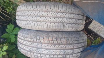 Banden C lichte vracht op velg 2 stuks citroen berlingo, peu beschikbaar voor biedingen