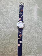 Kinder horloge met voetbal, Bijoux, Sacs & Beauté, Montres | Enfants, Comme neuf, Bleu, Garçon, Enlèvement ou Envoi