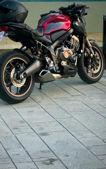 Prachtige Honda Cb650R te koop beschikbaar voor biedingen