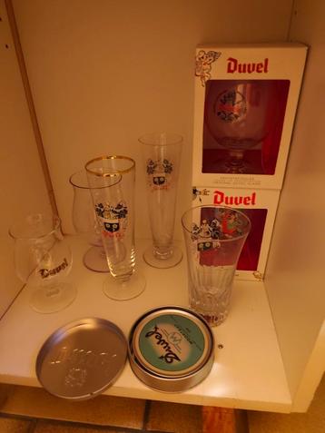 Duvel glazen en accesoires  beschikbaar voor biedingen