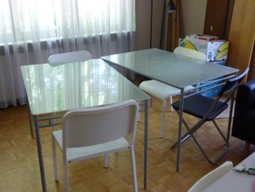 Tables métal et verre beschikbaar voor biedingen