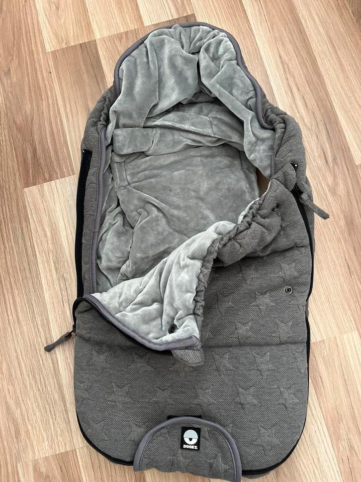 Dooky  maxicosi voetenzak, Kinderen en Baby's, Autostoeltjes, Zo goed als nieuw, Ophalen