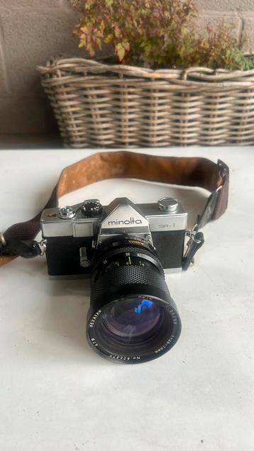 Minolta met telelens en macro beschikbaar voor biedingen