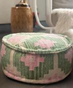 Poefje rond roze en groen dia 50 cm hoogte 30 cm, Nieuw, Ophalen of Verzenden, 50 tot 75 cm, 50 tot 75 cm