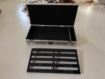 Pedaltrain Classic PRO with Wheeled Tour Case beschikbaar voor biedingen