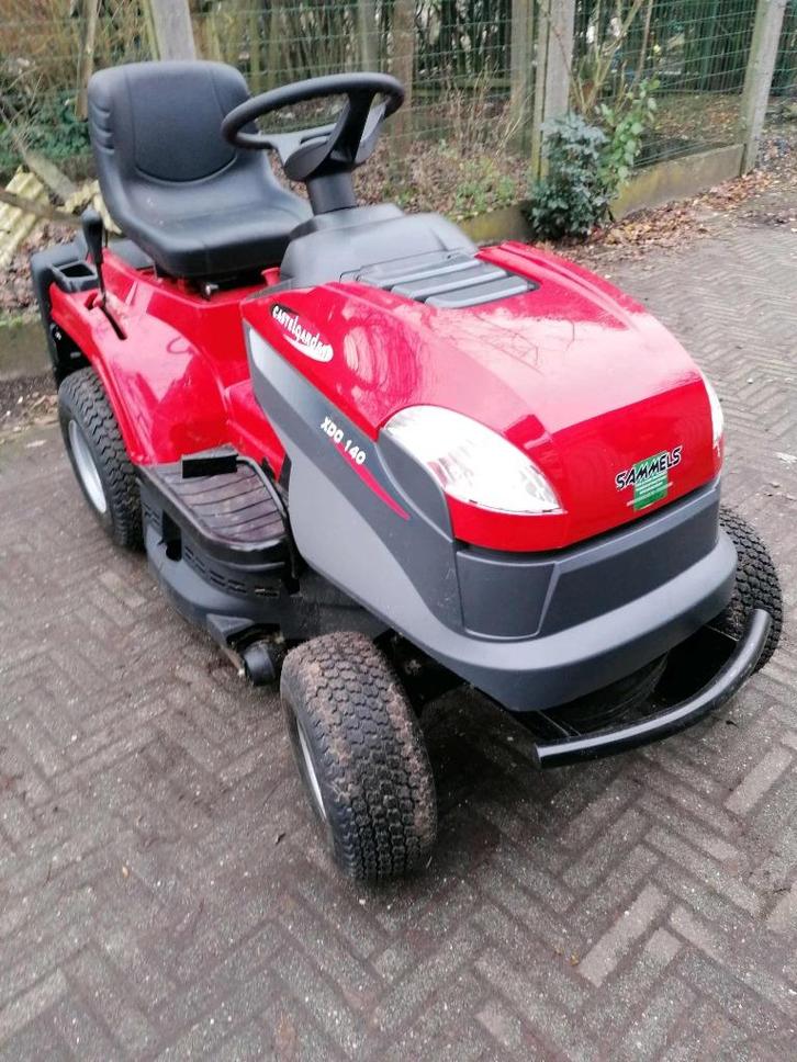 Heeft u iemand nodig voor het maaien van uw gazon of grond, Diensten en Vakmensen, Tuinmannen en Stratenmakers