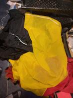 Heel oude Belgische vlag jaren '40 - stoffen uitvoering, Ophalen of Verzenden, Zo goed als nieuw