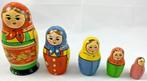 Matroesjka Baboesjka 5-delig handgemaakt hout USSR 14 - 5 cm, Verzamelen, Poppetjes en Figuurtjes, Verzenden, Zo goed als nieuw
