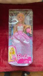 Barbie princesse mariage, Enfants & Bébés, Jouets | Poupées, Enlèvement, Comme neuf, Barbie