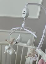 Muziekmobiel baby's only (zand/wolwit gebreide figuurtjes), Kinderen en Baby's, Ophalen, Zo goed als nieuw