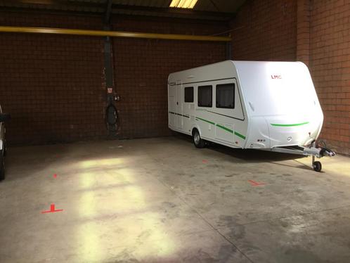 Standplaats voor kampeerwagen of kleine caravan, Caravans en Kamperen, Caravanopslag