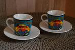 2 mokkatasjes en onderbordjes Bright and early coffee, Ophalen of Verzenden, Zo goed als nieuw, Overige stijlen, Kop(pen) en/of Schotel(s)