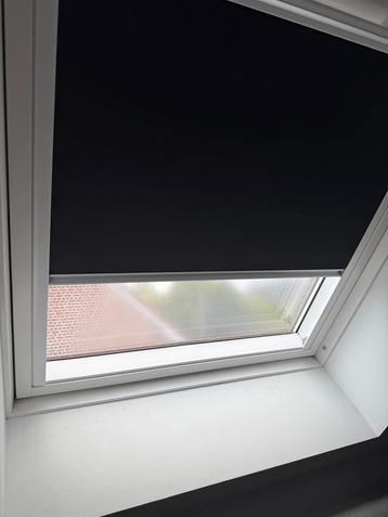 Store occultant manuel Velux GGL PK04, Enlèvement, Utilisé, Noir