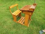 Vintage schoolbankje, Kinderen en Baby's, Kinderkamer | Tafels en Stoelen, Ophalen, Gebruikt