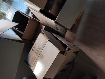 Grote&kleine propere lege dozen vb voor verhuis,snel ophalen beschikbaar voor biedingen
