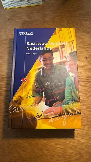 Van Dale Basiswoordenboek Nederlands disponible aux enchères