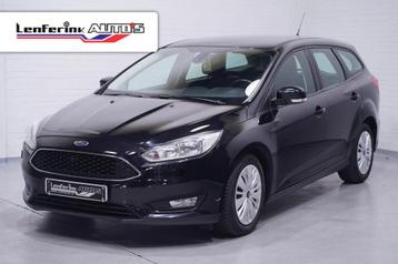 Ford Focus Wagon 1.5 TDCI Business Clima Cruise Trekhaak beschikbaar voor biedingen