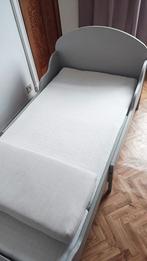 Ikea uitschuifbaar bed, Ophalen, Zo goed als nieuw, Hout, Verstelbaar