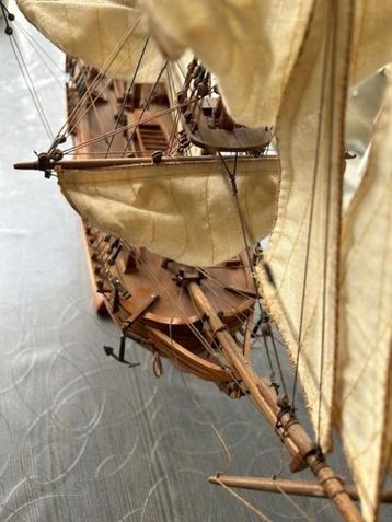 Boot Bounty 1787 – vol hout - decoratief