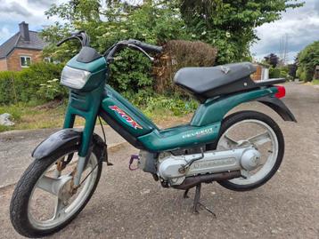 A vendre  peugeot fox deluxe classe a verte  d origine, Fietsen en Brommers, Brommers | Peugeot, Ophalen, Gebruikt, Fox