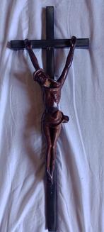 Crucifix en bois 22x60x6, Antiquités & Art, Enlèvement ou Envoi