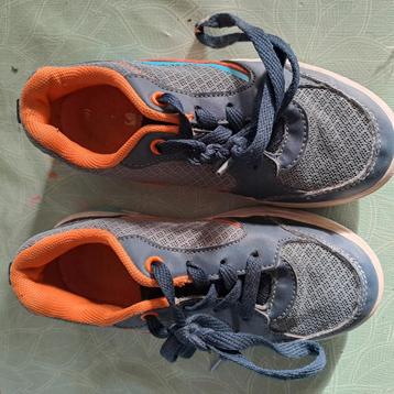 Kinder schoenen  beschikbaar voor biedingen