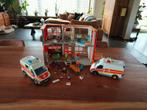 Playmobil ziekenhuis met 2 ambulances, Kinderen en Baby's, Speelgoed | Playmobil, Ophalen of Verzenden, Zo goed als nieuw