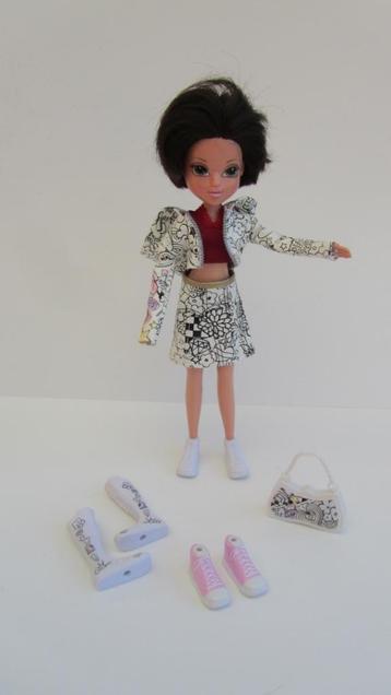 Monster Higt incl. accessoires beschikbaar voor biedingen