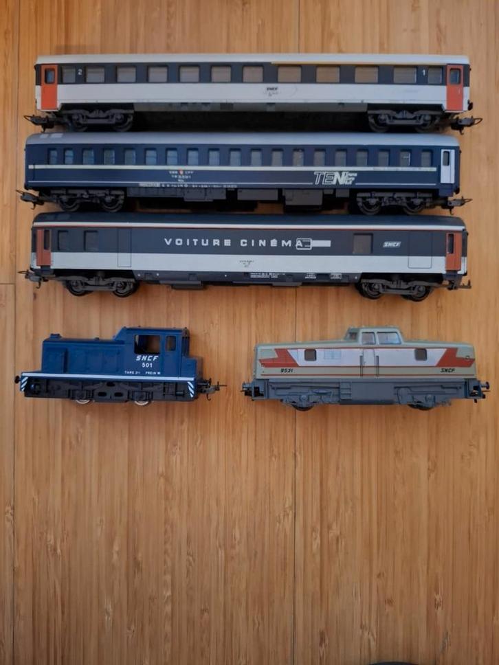 Lot de locomotives et de voitures de la marque Lima (Sncf), Hobby en Vrije tijd, Modeltreinen | H0, Nieuw, Lima, Ophalen of Verzenden