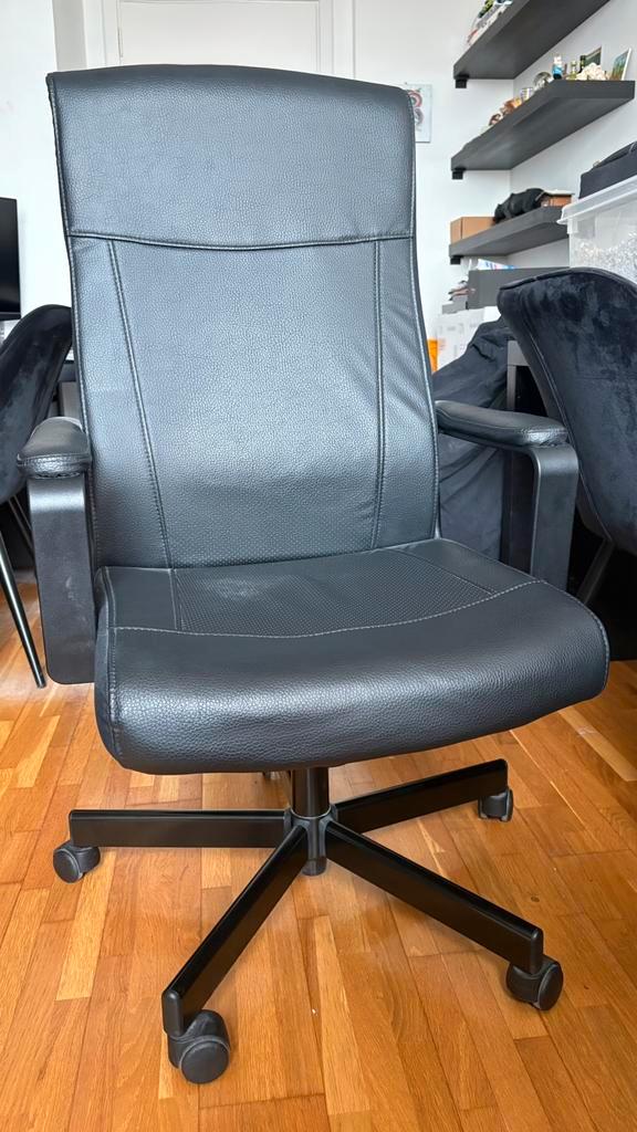 MILLBERGET zwart bureaustoel Ikea, Maison & Meubles, Chaises de bureau, Comme neuf, Chaise de bureau, Noir, Enlèvement