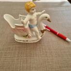 2 porseleinen / biscuit figuurtjes, Ophalen of Verzenden