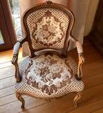 Drie antieke zetels, Ophalen